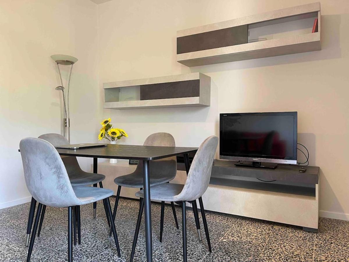 Lotus Home Eleganza E Accoglienza A Мантуя Экстерьер фото