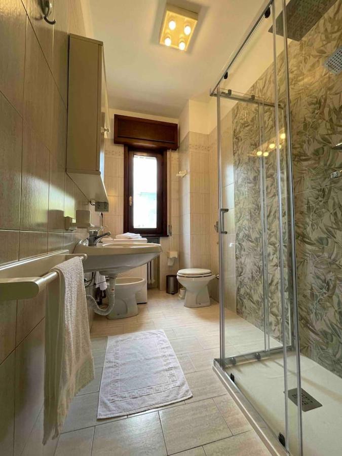 Lotus Home Eleganza E Accoglienza A Мантуя Экстерьер фото